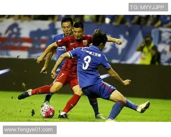 上港与国安激战正酣CCTV全程直播精彩赛事回顾与分析