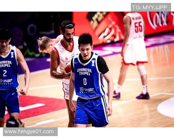 中国男篮精彩对决伊朗全场录播回顾与精彩瞬间分析 中国男篮精彩对决伊朗全场录播回顾与精彩瞬间分析